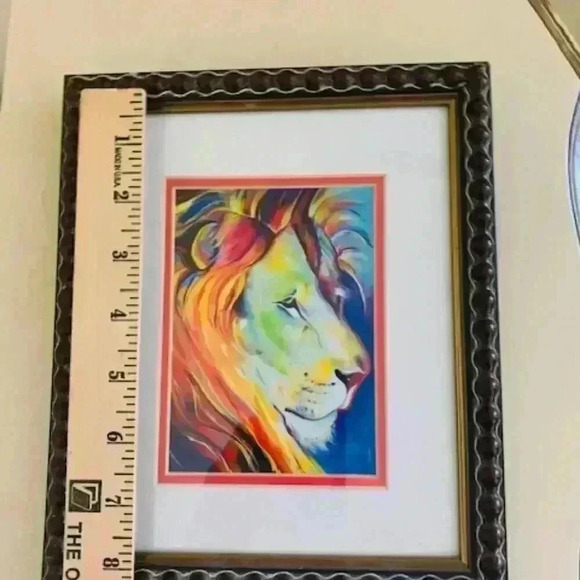 colorful lion print - Picture 4 of 4